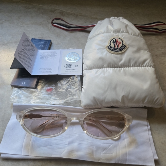 Sunglasses Moncler ML 0117 - 25G Ivory/Brown Mirror, Oval - Picture 4 of 12